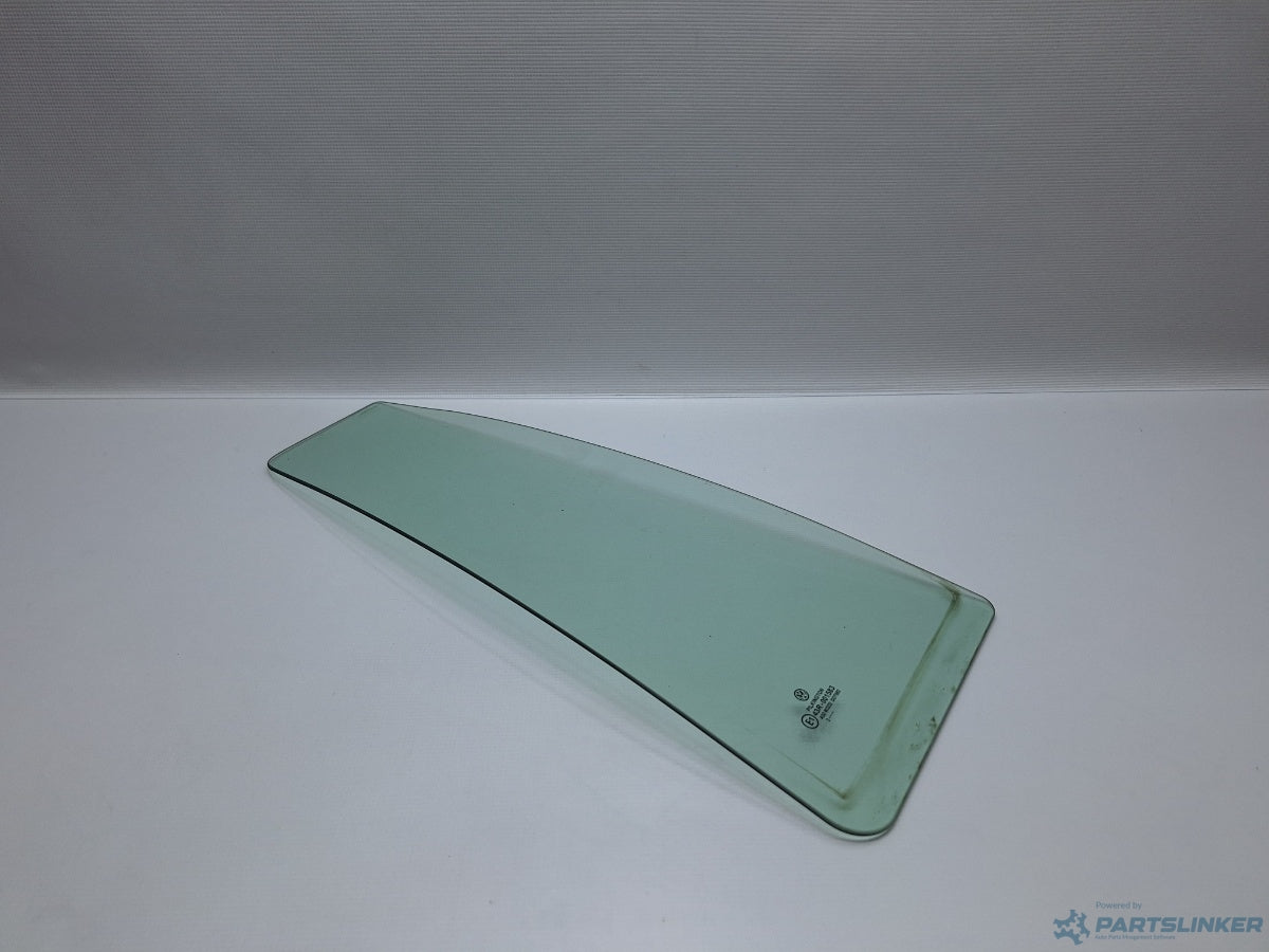 Geam fix lateral dreapta VOLKSWAGEN GOLF IV Variant (1J5) [ 1999 - 2006 ] TDI (ATD, AXR) 74KW|101HP 1J9845216A