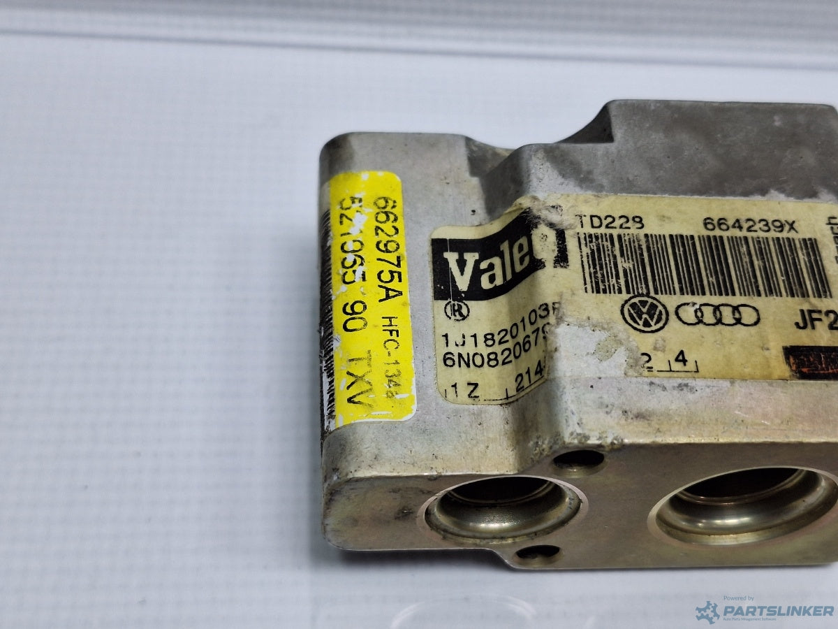 Supapa radiator AC VOLKSWAGEN GOLF IV Variant (1J5) [ 1999 - 2006 ] TDI (ATD, AXR) 74KW|101HP 1J1820103