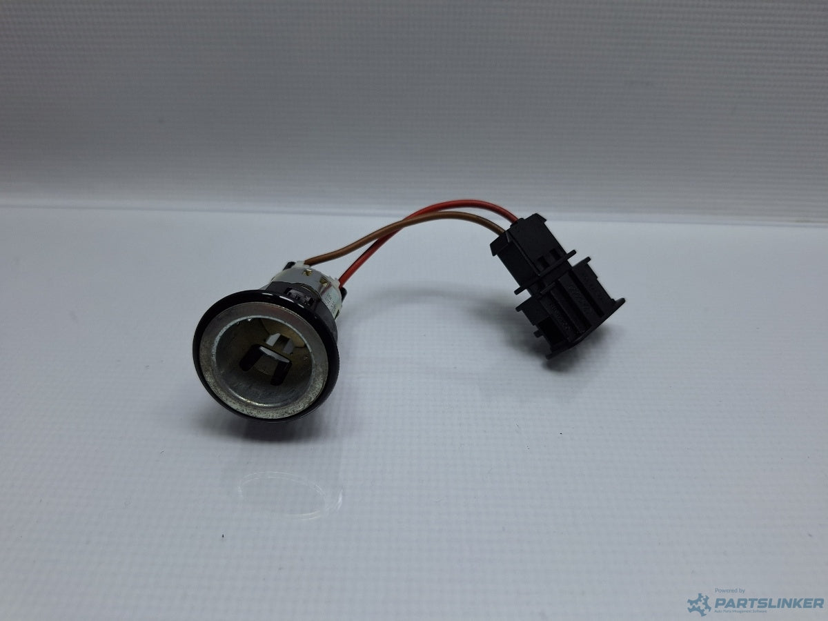 Priza 12V VOLKSWAGEN PASSAT (3C2) [ 2005 - 2010 ] TDI (BMP) 103KW|140HP 3C0919299