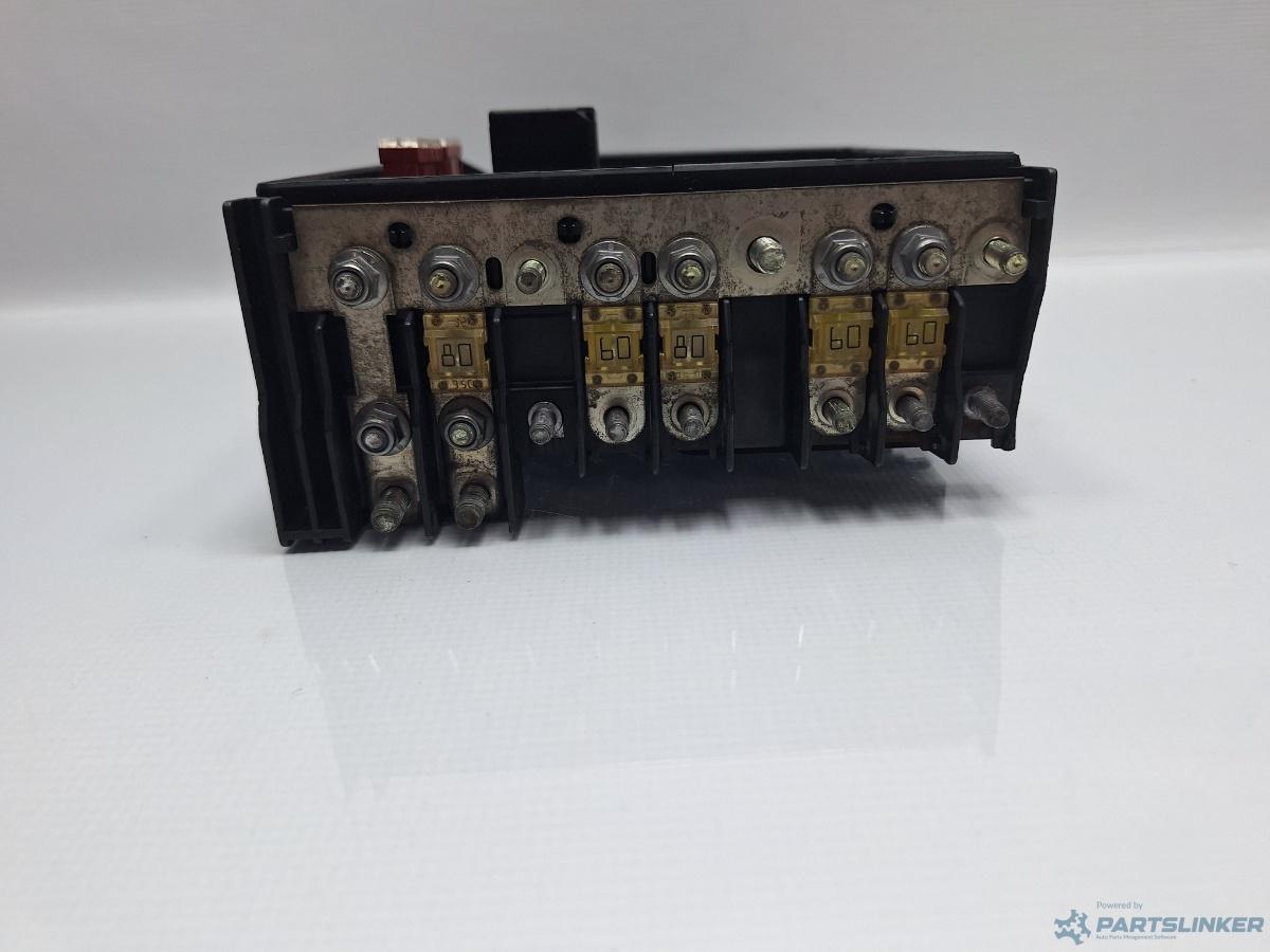 Panou sigurante motor VOLKSWAGEN PASSAT (3C2) [ 2005 - 2010 ] TDI (BMP) 103KW|140HP OEM 3C0937125