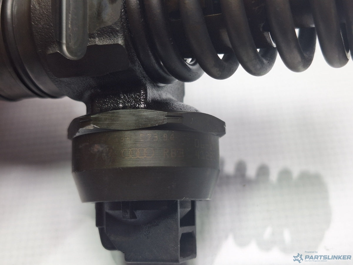 Injector VOLKSWAGEN PASSAT (3C2) [ 2005 - 2010 ] TDI (BMP) 103KW|140HP BOSCH 0414720312 038130073BQ