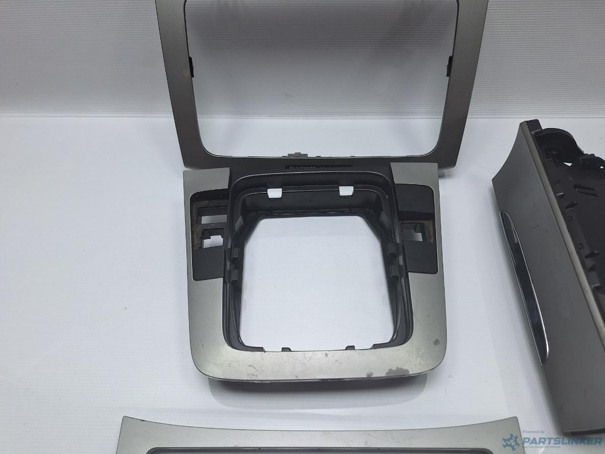 Set trimuri bord VOLKSWAGEN PASSAT (3C2) [ 2005 - 2010 ] TDI (BMP) 103KW|140HP OEM  3C0857961 , 3C0858069M