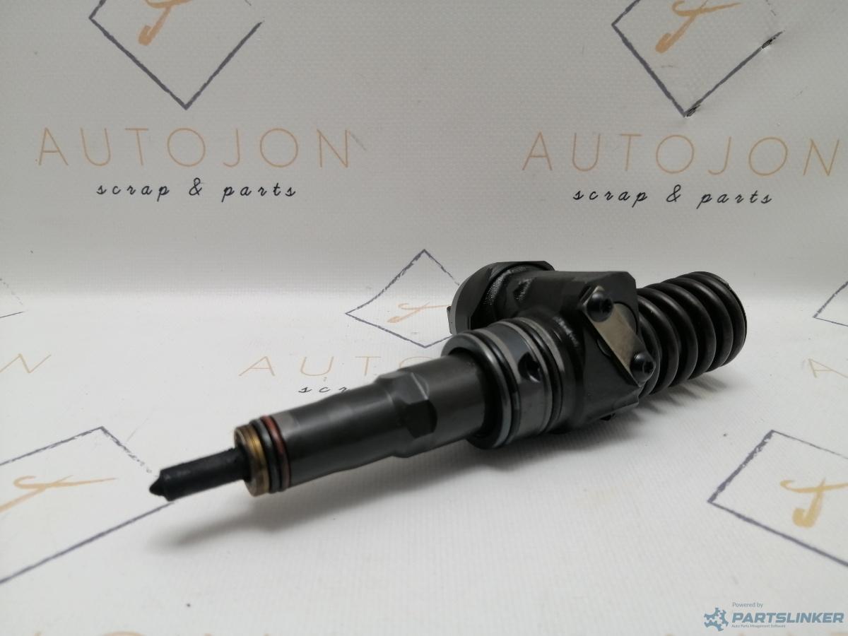 Injector VOLKSWAGEN GOLF V (1K1) [ 2003 - 2009 ] 1.9 TDI BLS 77KW|105HP OEM 038130073BN