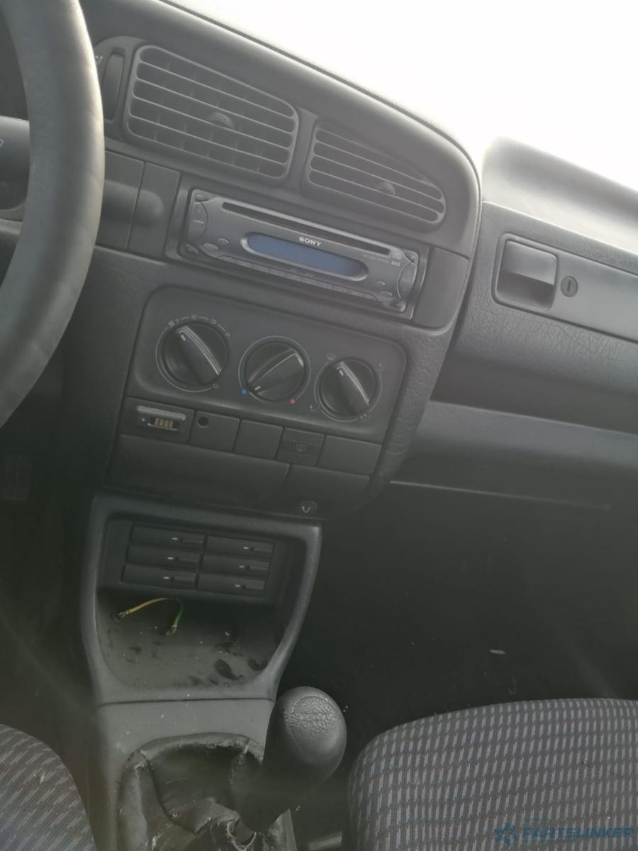 Dezmembrez VOLKSWAGEN VENTO (1H2) [ 1991 - 1998 ] 1.8 (AAM) 55KW|75HP