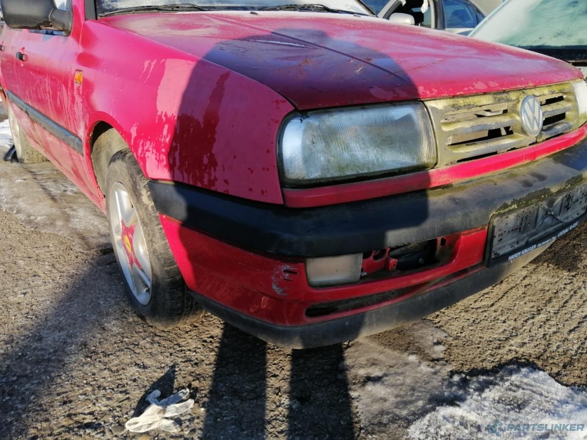 Dezmembrez VOLKSWAGEN VENTO (1H2) [ 1991 - 1998 ] 1.8 (AAM) 55KW|75HP