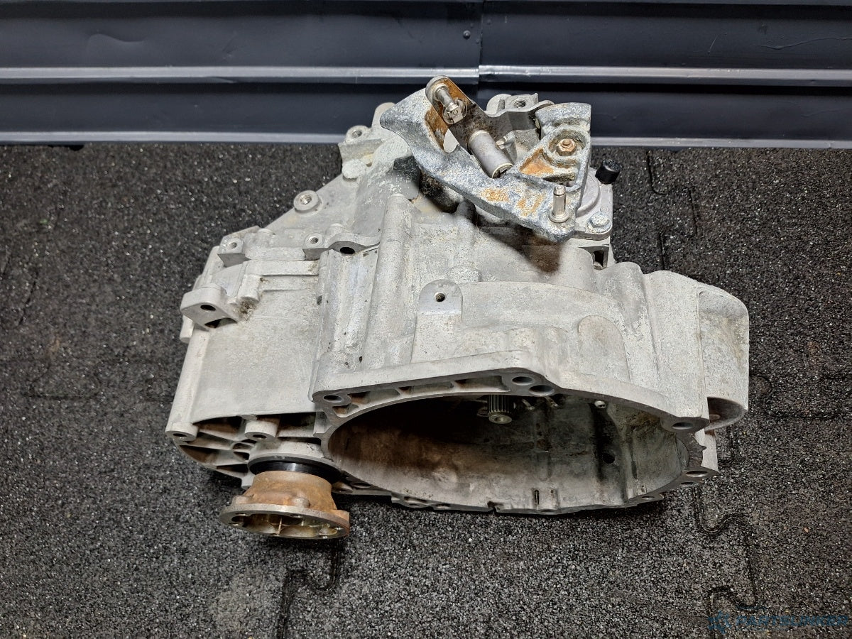 Cutie de viteze manuala 6 trepte VOLKSWAGEN PASSAT (3C2) [ 2005 - 2010 ] TDI (BMR, CBBB) 125KW|170HP JMA