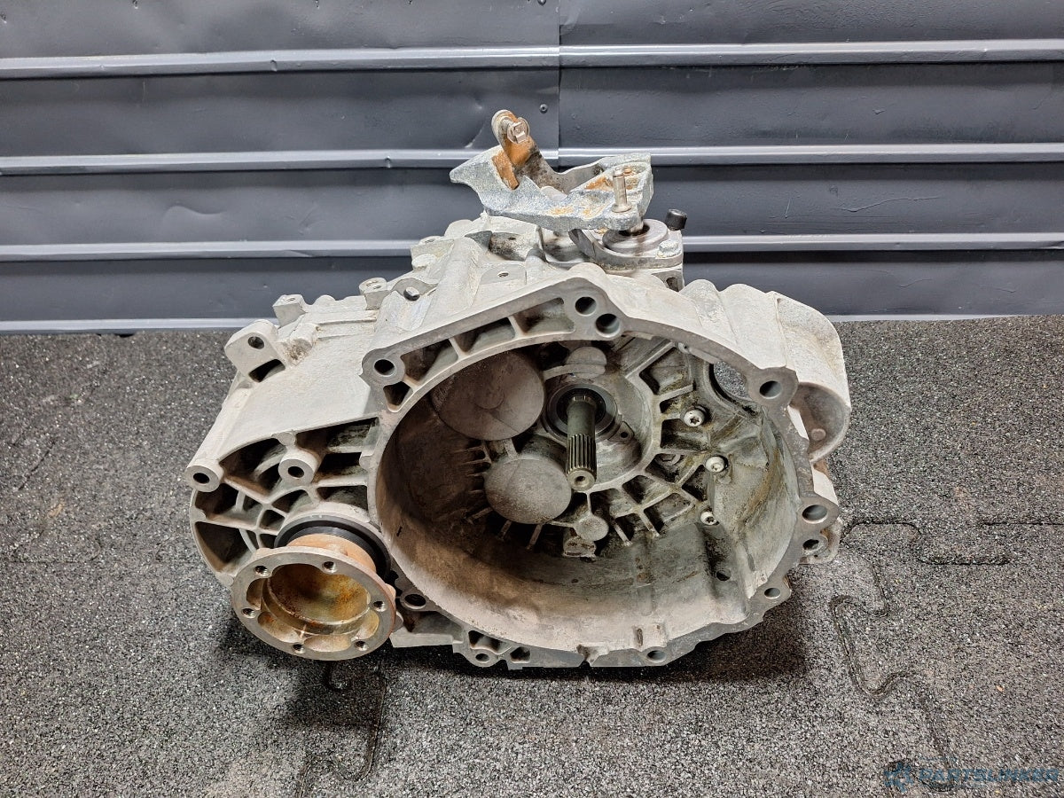 Cutie de viteze manuala 6 trepte VOLKSWAGEN PASSAT (3C2) [ 2005 - 2010 ] TDI (BMR, CBBB) 125KW|170HP JMA