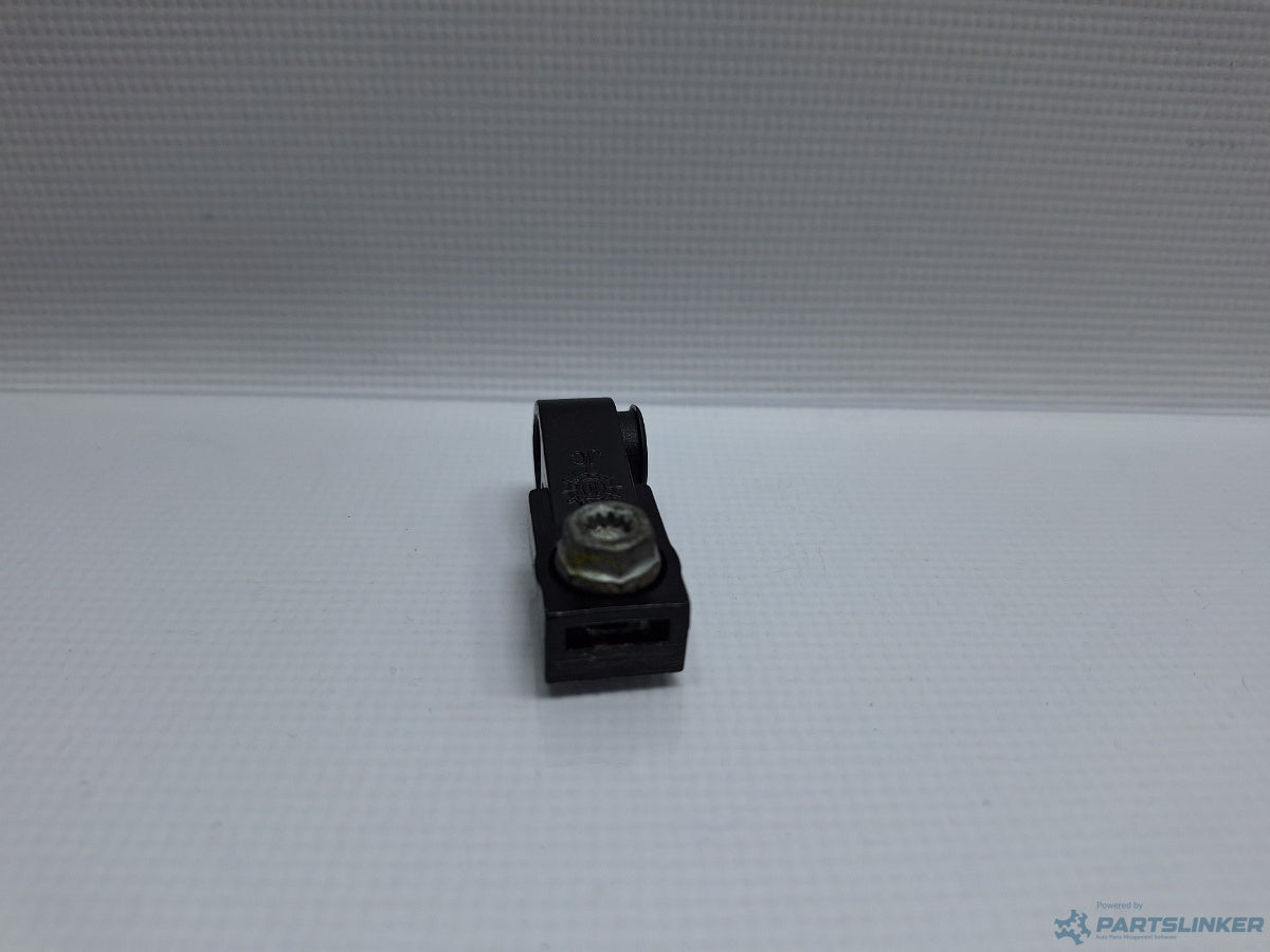 Prindere sufa timonerie SKODA OCTAVIA (1Z3) [ 2004 - 2013 ] TDI RS (BMN, CEGA) 125KW|170HP 1K0713265L