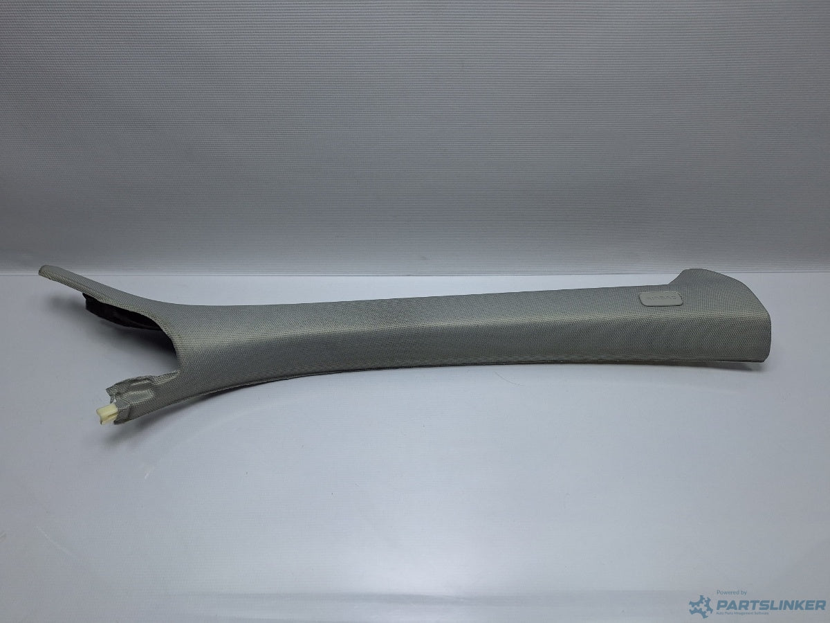 Ornament stalp parbriz dreapta AUDI A4 IV Avant (8K5, B8) [ 2007 - 2015 ] TDI (CJCD, CMFB, CSUA) 110KW|150HP 8K0867234