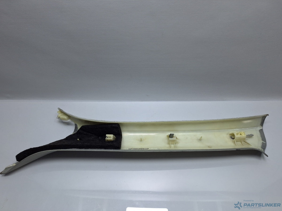 Ornament stalp parbriz dreapta AUDI A4 IV Avant (8K5, B8) [ 2007 - 2015 ] TDI (CJCD, CMFB, CSUA) 110KW|150HP 8K0867234