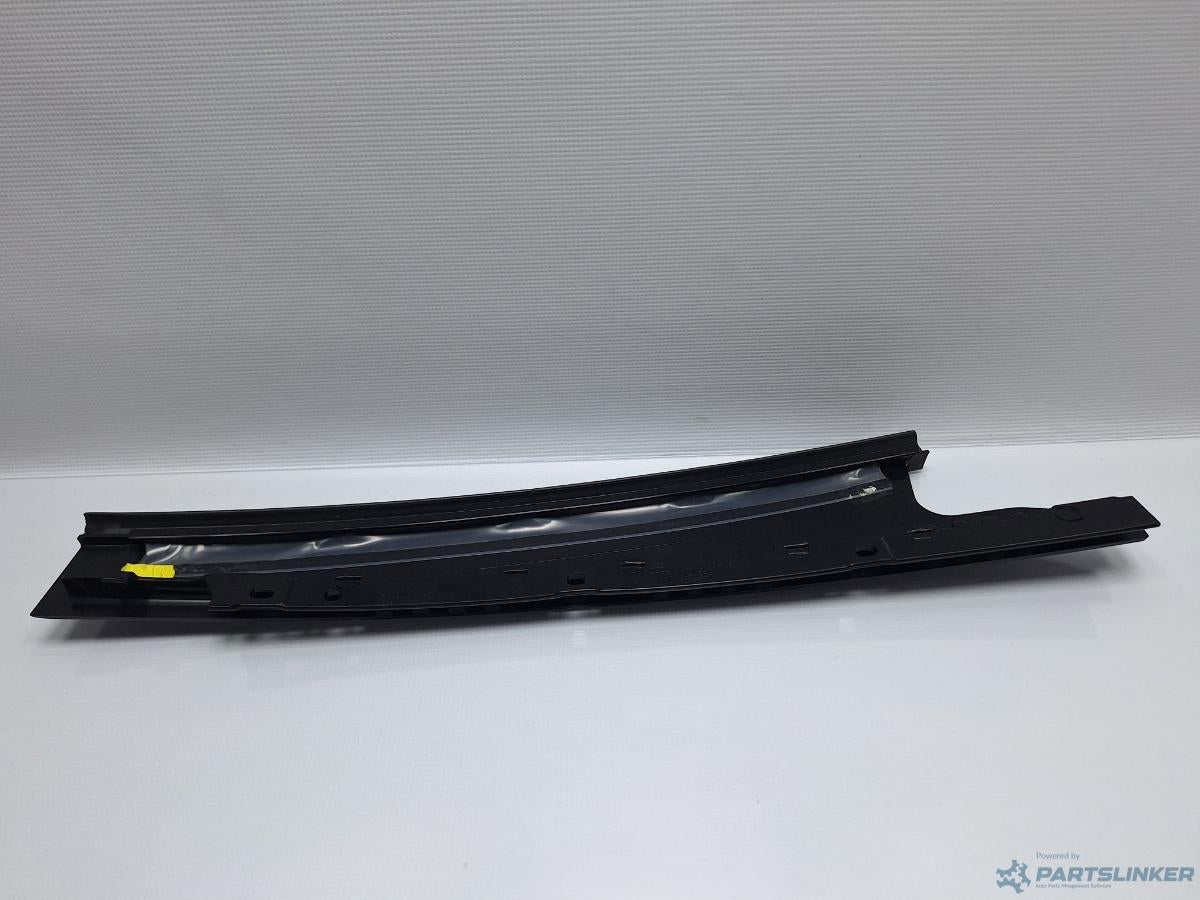 Ornament usa stanga spate AUDI A4 IV Avant (8K5, B8) [ 2007 - 2015 ] TDI (CJCD, CMFB, CSUA) 110KW|150HP OEM 8K0839901P