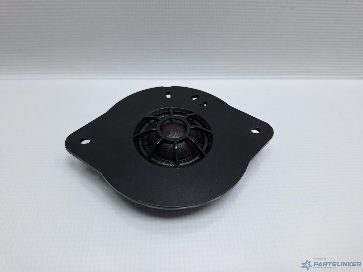 Grilaj protectie difuzor portiera spate AUDI A4 IV Avant 8K5, B8 2007 - 2015 TDI CJCD, CMFB, CSUA 8R0035399