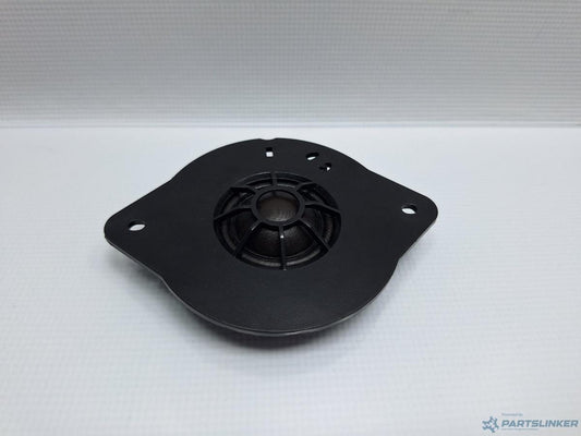 Grilaj protectie difuzor portiera spate AUDI A4 IV Avant 8K5, B8 2007 - 2015 TDI CJCD, CMFB, CSUA 8R0035399