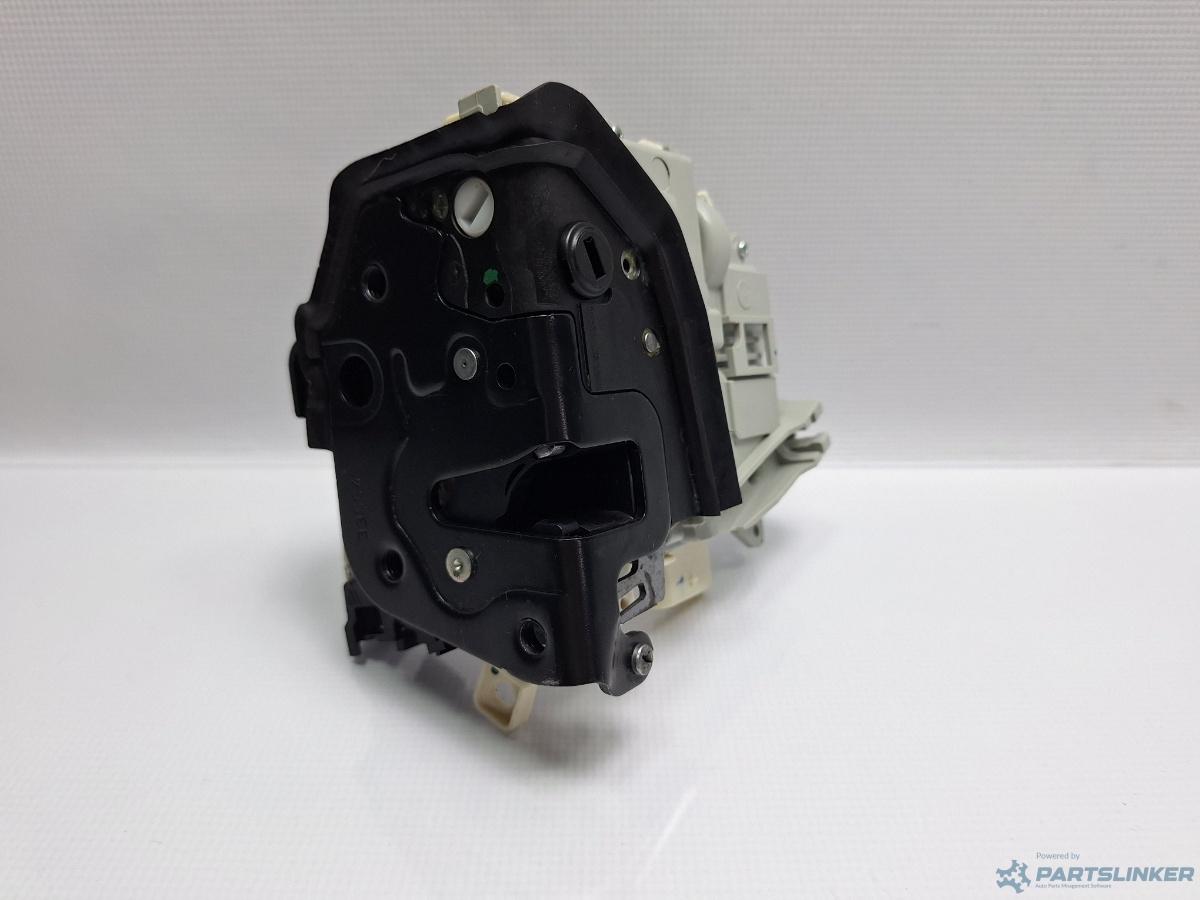Broasca usa stanga spate AUDI A4 IV Avant (8K5, B8) [ 2007 - 2015 ] TDI (CJCD, CMFB, CSUA) 110KW|150HP OEM 8K0839015E