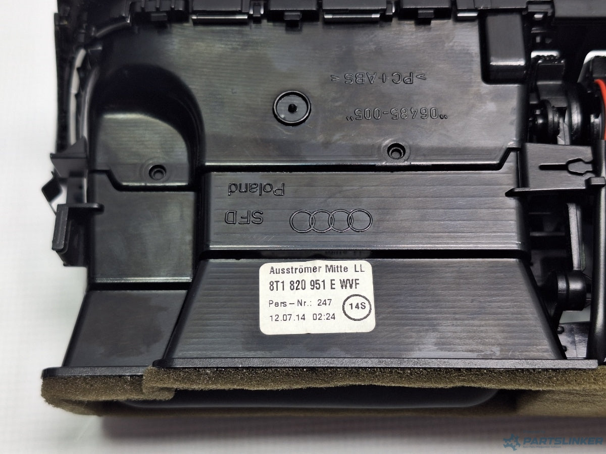 Gura ventilatie centrala AUDI A4 IV Avant (8K5, B8) [ 2007 - 2015 ] TDI (CJCD, CMFB, CSUA) 110KW|150HP 8T0820951E