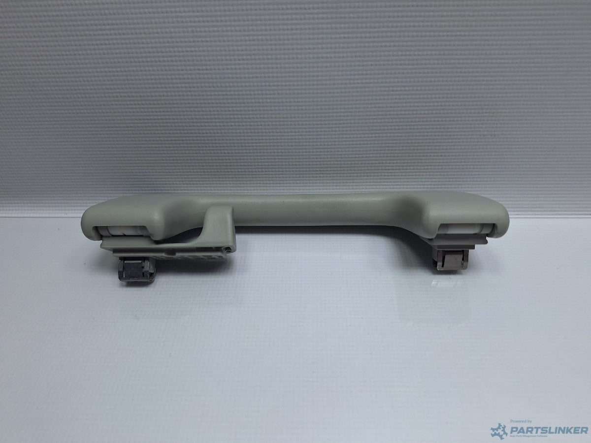 Maner plafon dreapta spate AUDI A4 IV Avant (8K5, B8) [ 2007 - 2015 ] TDI (CJCD, CMFB, CSUA) 110KW|150HP 8R0857608D