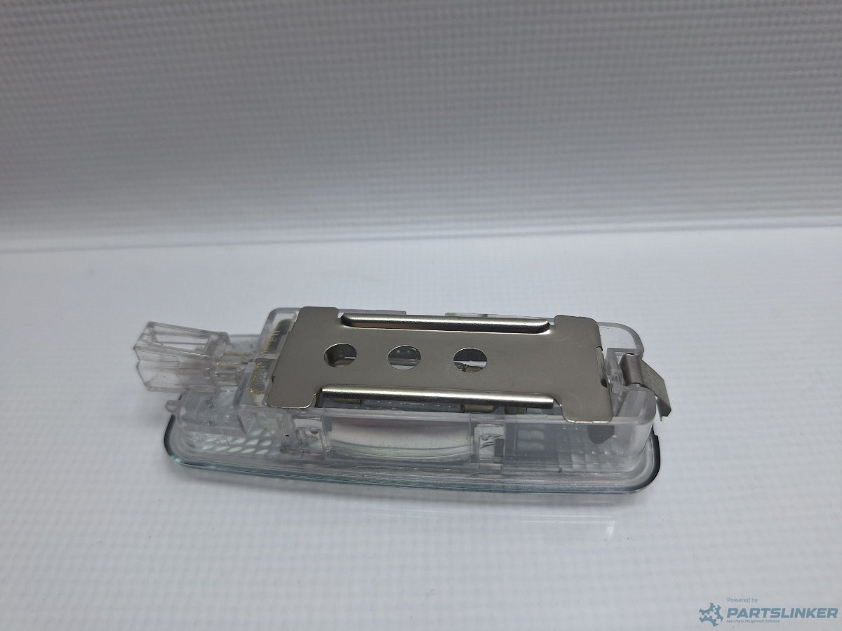 Lampa parasolar AUDI A4 IV Avant (8K5, B8) [ 2007 - 2015 ] TDI (CJCD, CMFB, CSUA) 110KW|150HP 4E0947105A