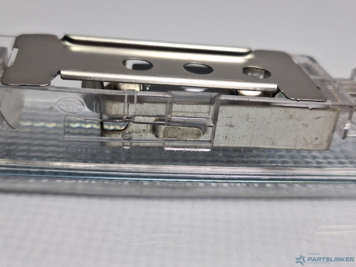 Lampa parasolar AUDI A4 IV Avant (8K5, B8) [ 2007 - 2015 ] TDI (CJCD, CMFB, CSUA) 110KW|150HP 4E0947105A