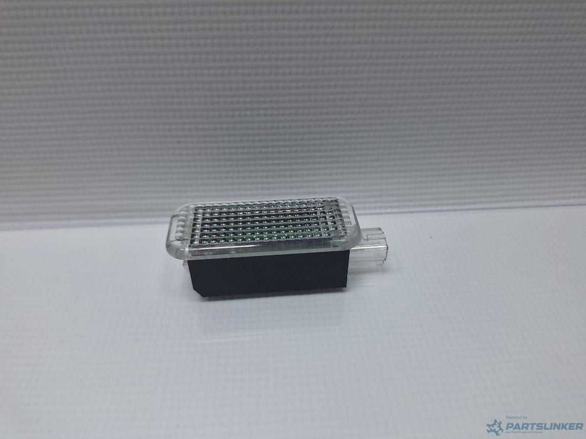 Lampa lumina ambientala AUDI A4 IV Avant (8K5, B8) [ 2007 - 2015 ] TDI (CJCD, CMFB, CSUA) 110KW|150HP OEM 4E0947415