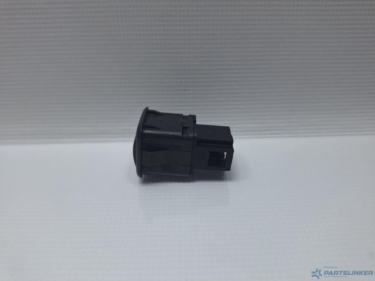 Buton deschidere usita rezervor VOLKSWAGEN BORA (1J2) [ 1998 - 2013 ] TDI (AGR, ALH) 66KW|90HP OEM 3B0959833A