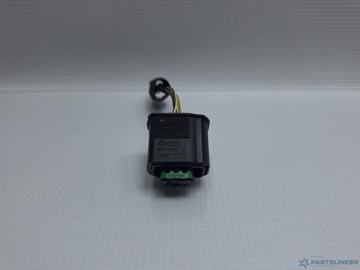 Mufa conector 3 pini AUDI A4 IV Avant (8K5, B8) [ 2007 - 2015 ] TDI (CJCD, CMFB, CSUA) 110KW|150HP OEM 4B0972883