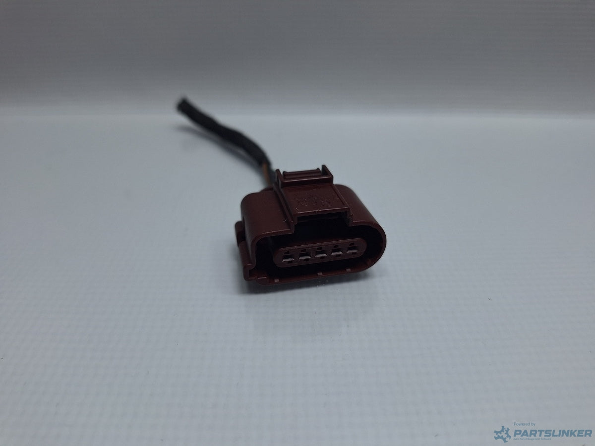 Mufa conector 5 pini AUDI A4 IV Avant (8K5, B8) [ 2007 - 2015 ] TDI (CJCD, CMFB, CSUA) 110KW|150HP 8K0973705B
