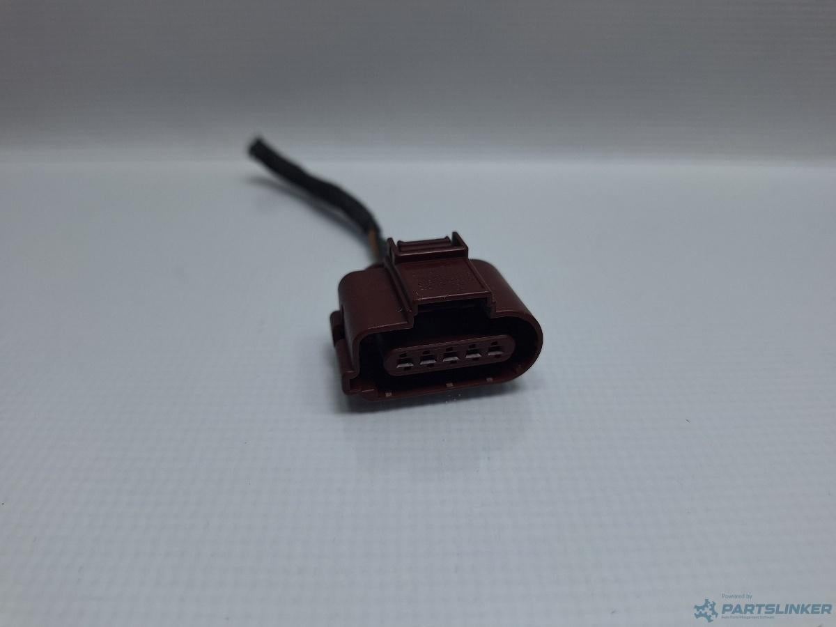 Mufa conector 5 pini AUDI A4 IV Avant (8K5, B8) [ 2007 - 2015 ] TDI (CJCD, CMFB, CSUA) 110KW|150HP OEM 8K0973705B