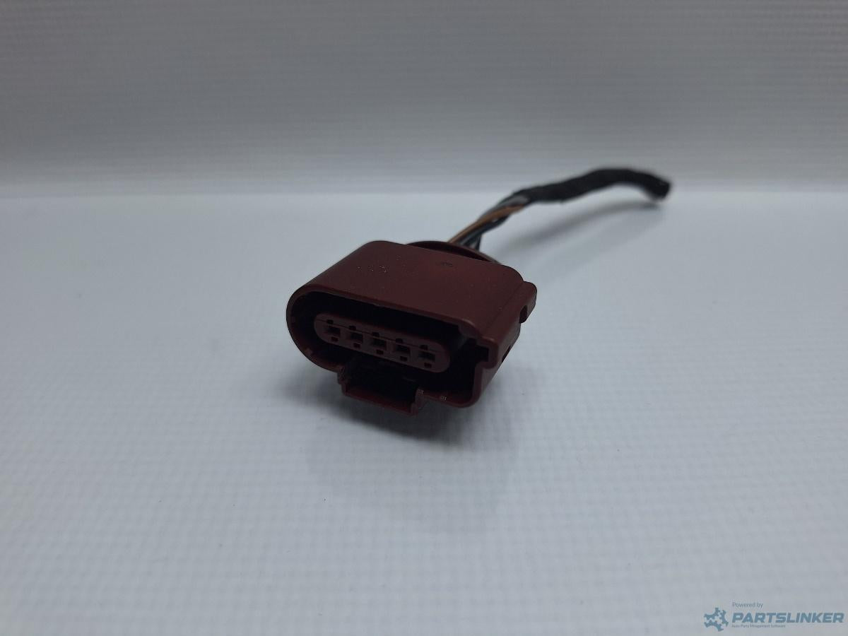 Mufa conector 5 pini AUDI A4 IV Avant (8K5, B8) [ 2007 - 2015 ] TDI (CJCD, CMFB, CSUA) 110KW|150HP OEM 8K0973705B