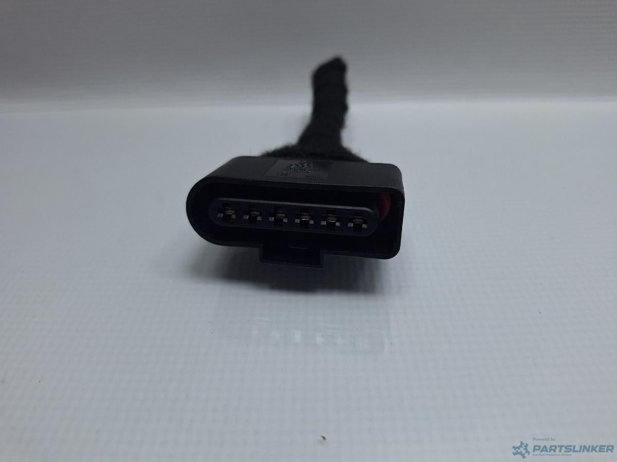 Mufa conector 6 pini AUDI A4 IV Avant (8K5, B8) [ 2007 - 2015 ] TDI (CJCD, CMFB, CSUA) 110KW|150HP OEM 1J0973726