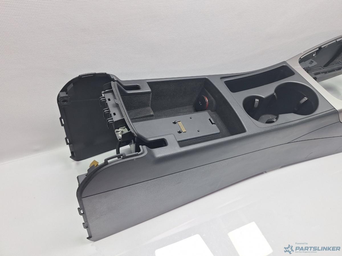 Consola centrala AUDI A4 IV Avant (8K5, B8) [ 2007 - 2015 ] TDI (CJCD, CMFB, CSUA) 110KW|150HP OEM 8K0864981F