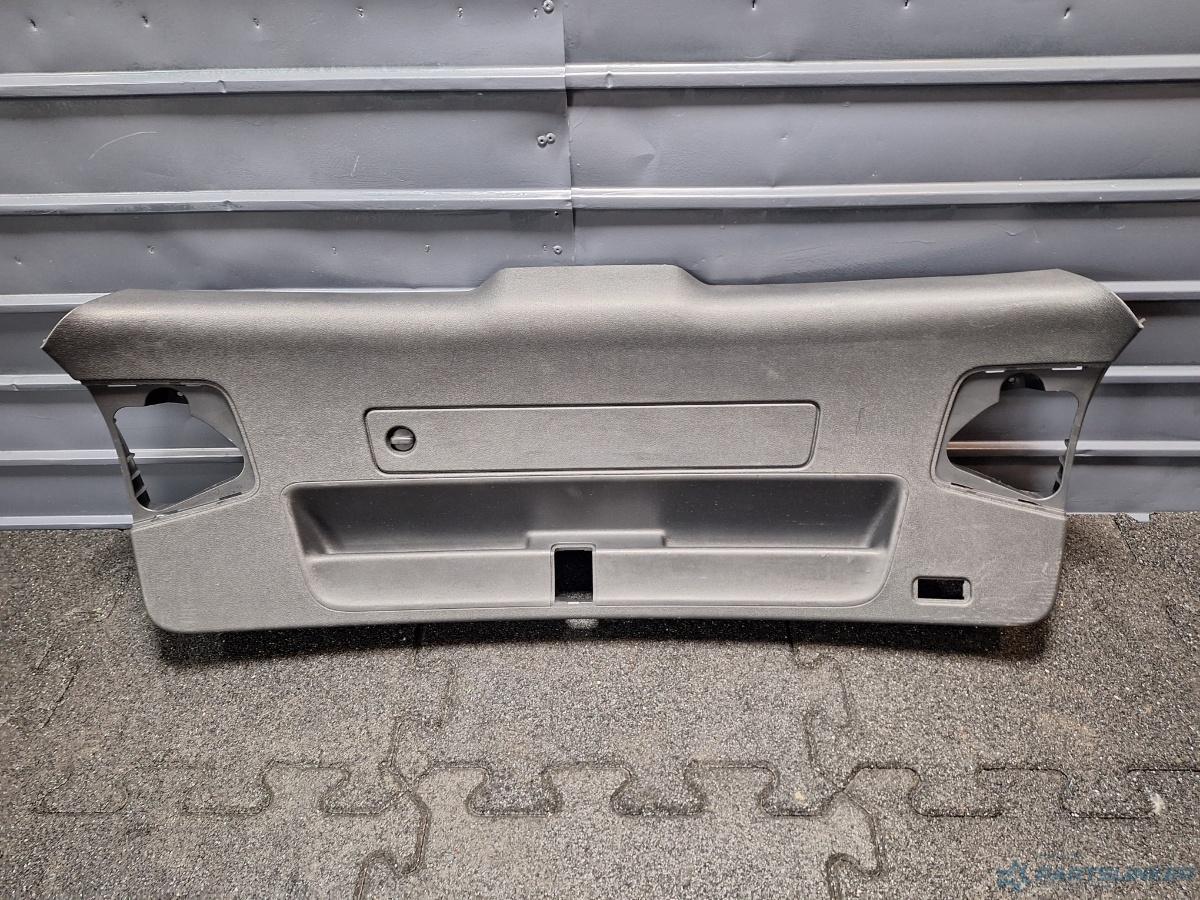 Capac haion AUDI A4 IV Avant (8K5, B8) [ 2007 - 2015 ] TDI (CJCD, CMFB, CSUA) 110KW|150HP OEM 8K9867979