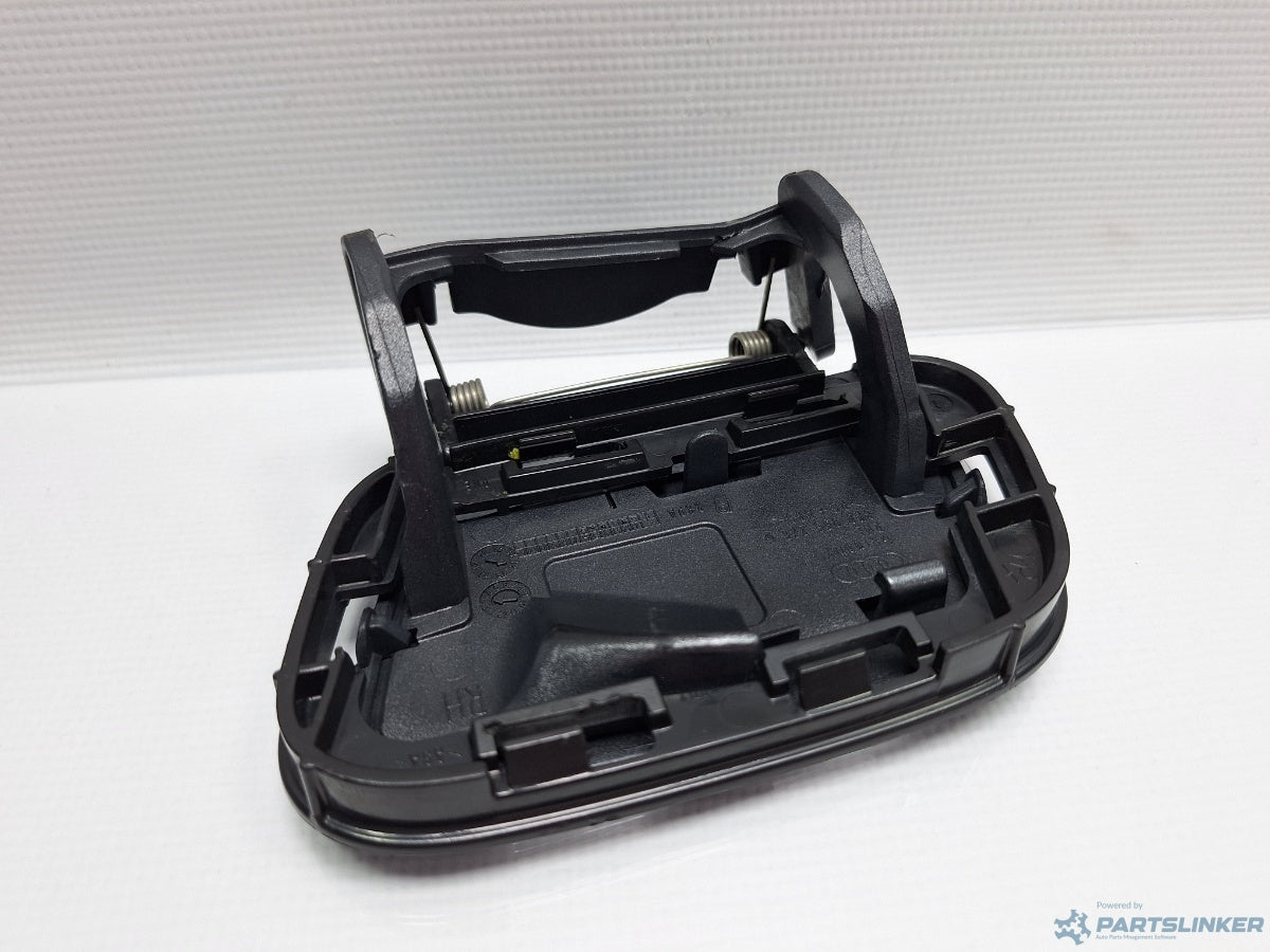 Capac spalator far LX7R dreapta AUDI A4 IV Avant (8K5, B8) [ 2012 - 2015 ]  8K0955276G , 8K0807788G