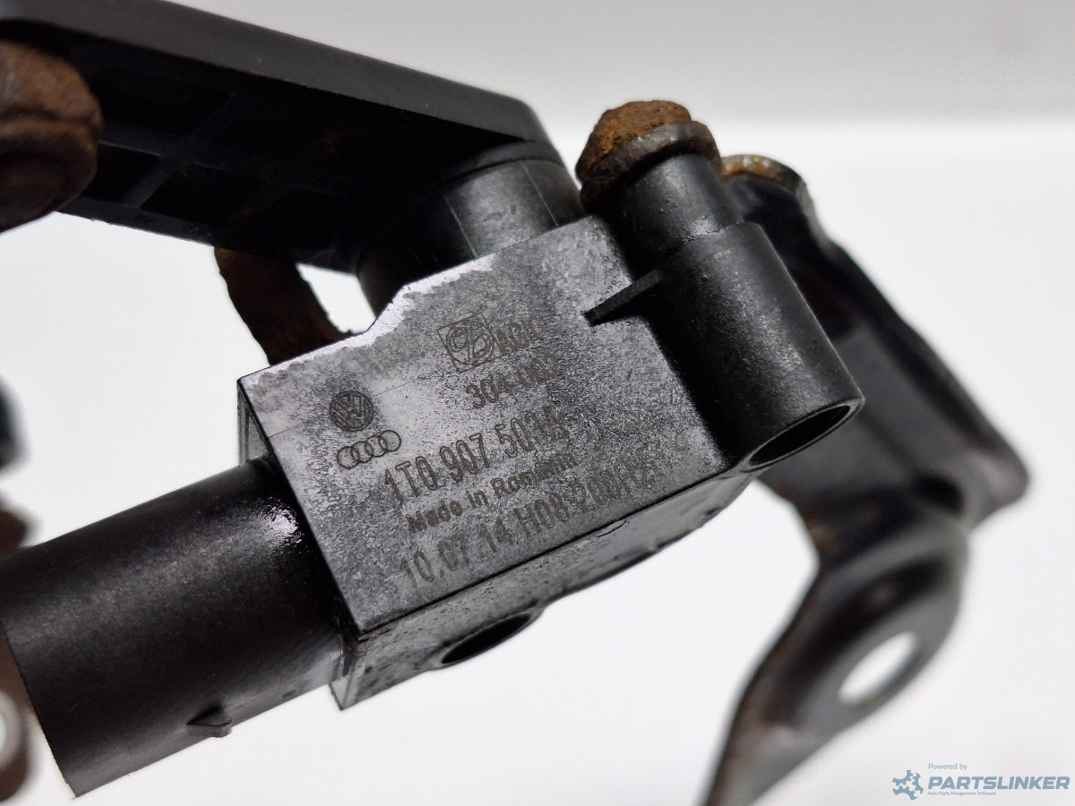 Cantar far xenon AUDI A4 IV Avant (8K5, B8) [ 2007 - 2015 ] TDI (CJCD, CMFB, CSUA) 110KW|150HP 1T0907503A , 8K0941309F