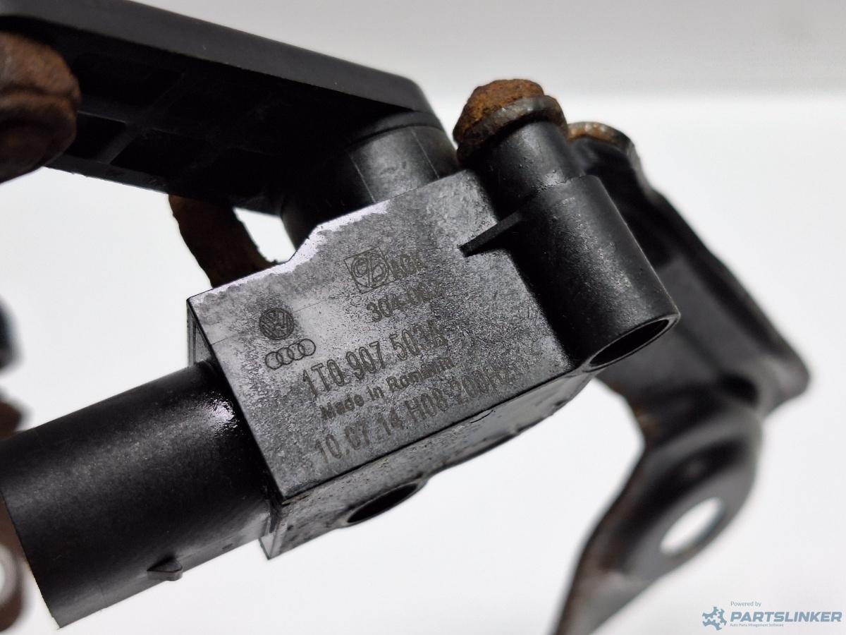 Cantar far xenon AUDI A4 IV Avant (8K5, B8) [ 2007 - 2015 ] TDI (CJCD, CMFB, CSUA) 110KW|150HP OEM 1T0907503A , 8K0941309F