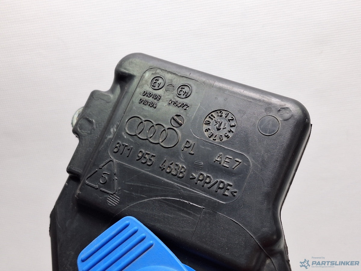 Gat umplere vas lichid parbriz AUDI A4 IV Avant (8K5, B8) [ 2007 - 2015 ] TDI (CJCD, CMFB, CSUA) 110KW|150HP 8T1955463B