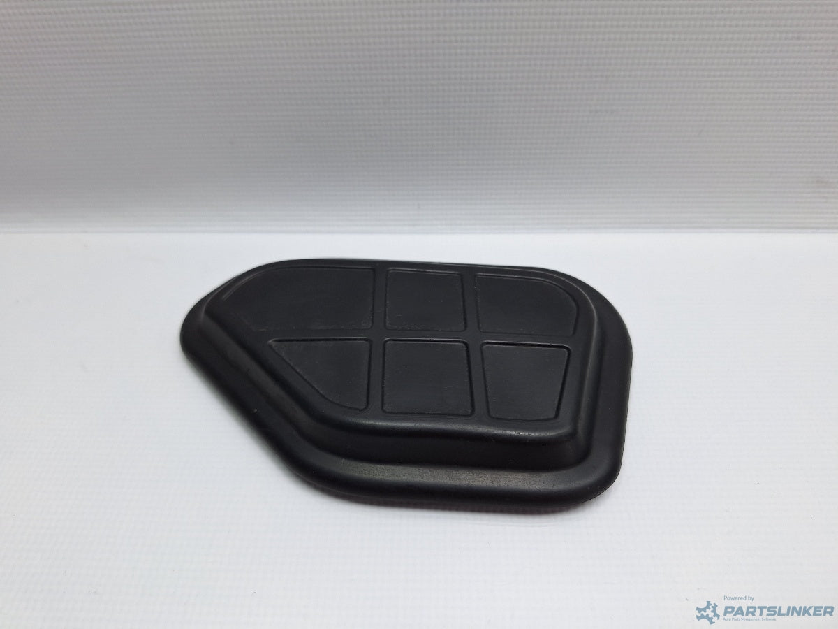 Capac vizitare amortizor stanga fata AUDI A4 IV Avant (8K5, B8) [ 2007 - 2015 ] TDI (CJCD, CMFB, CSUA) 110KW|150HP 8K0803593