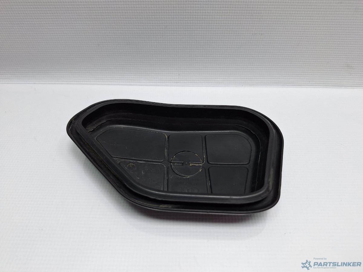 Capac vizitare amortizor dreapta fata AUDI A4 IV Avant (8K5, B8) [ 2007 - 2015 ] TDI (CJCD, CMFB, CSUA) 110KW|150HP OEM 8K0803594