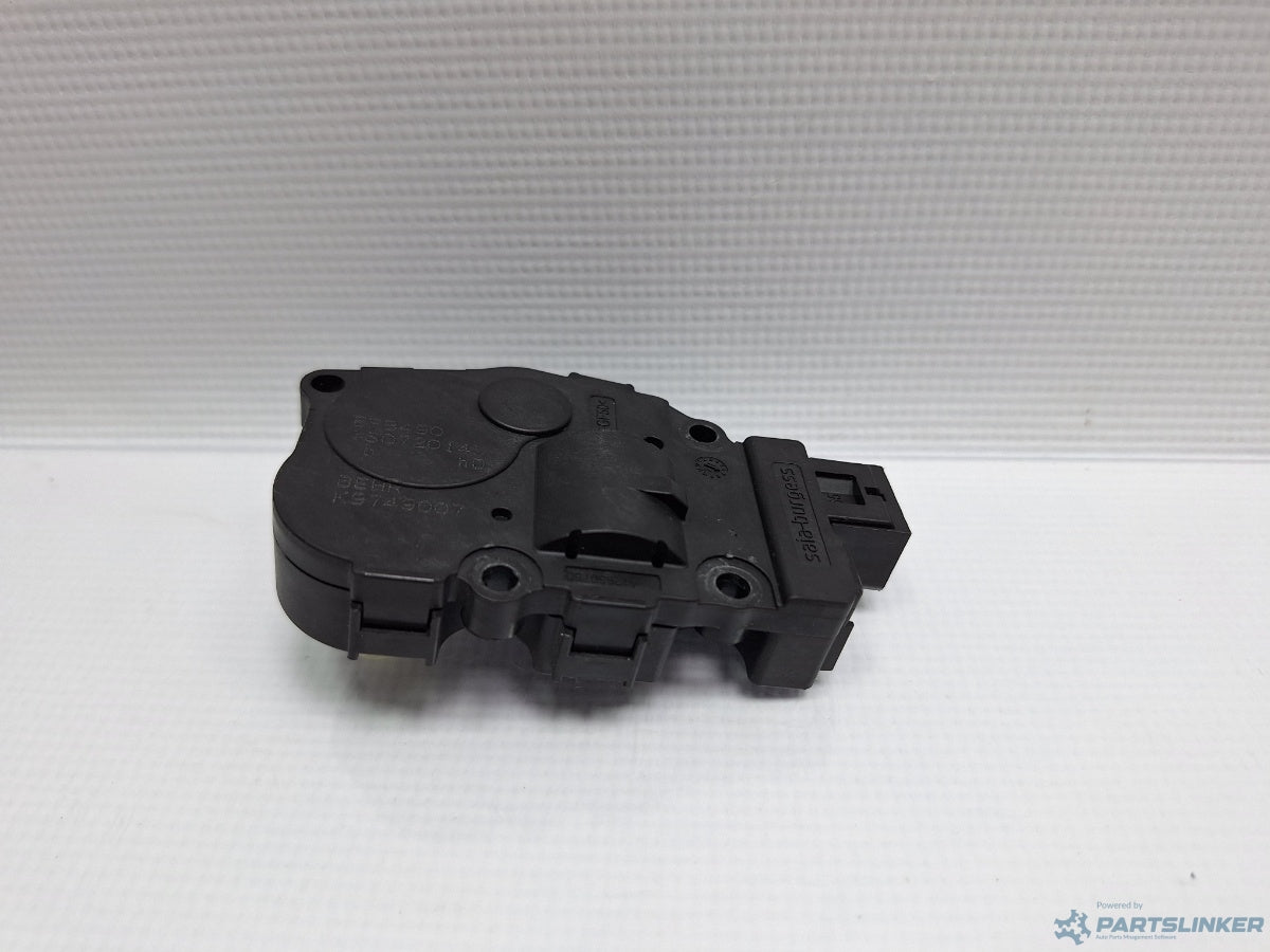 Motoras clapeta aeroterma AUDI A4 IV Avant (8K5, B8) [ 2007 - 2015 ] TDI (CJCD, CMFB, CSUA) 110KW|150HP Behr K9749007