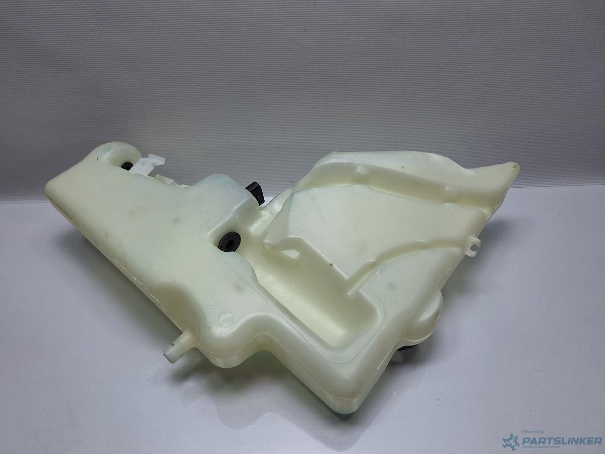 Vas lichid parbriz AUDI A4 IV Avant (8K5, B8) [ 2007 - 2015 ] TDI (CJCD, CMFB, CSUA) 110KW|150HP OEM 8T0955453C