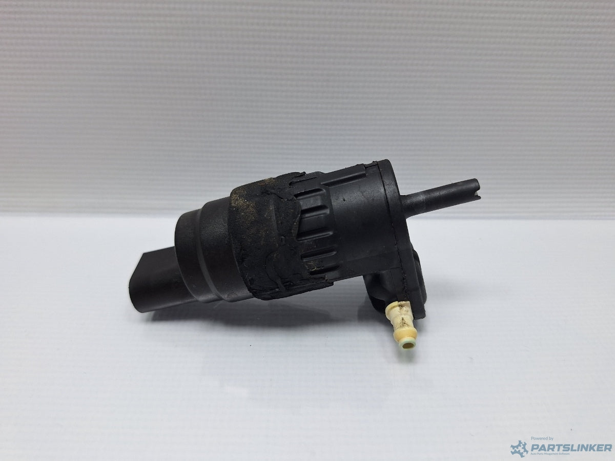 Motoras lichid parbriz AUDI A4 IV Avant (8K5, B8) [ 2007 - 2015 ] TDI (CJCD, CMFB, CSUA) 110KW|150HP 8K9955647