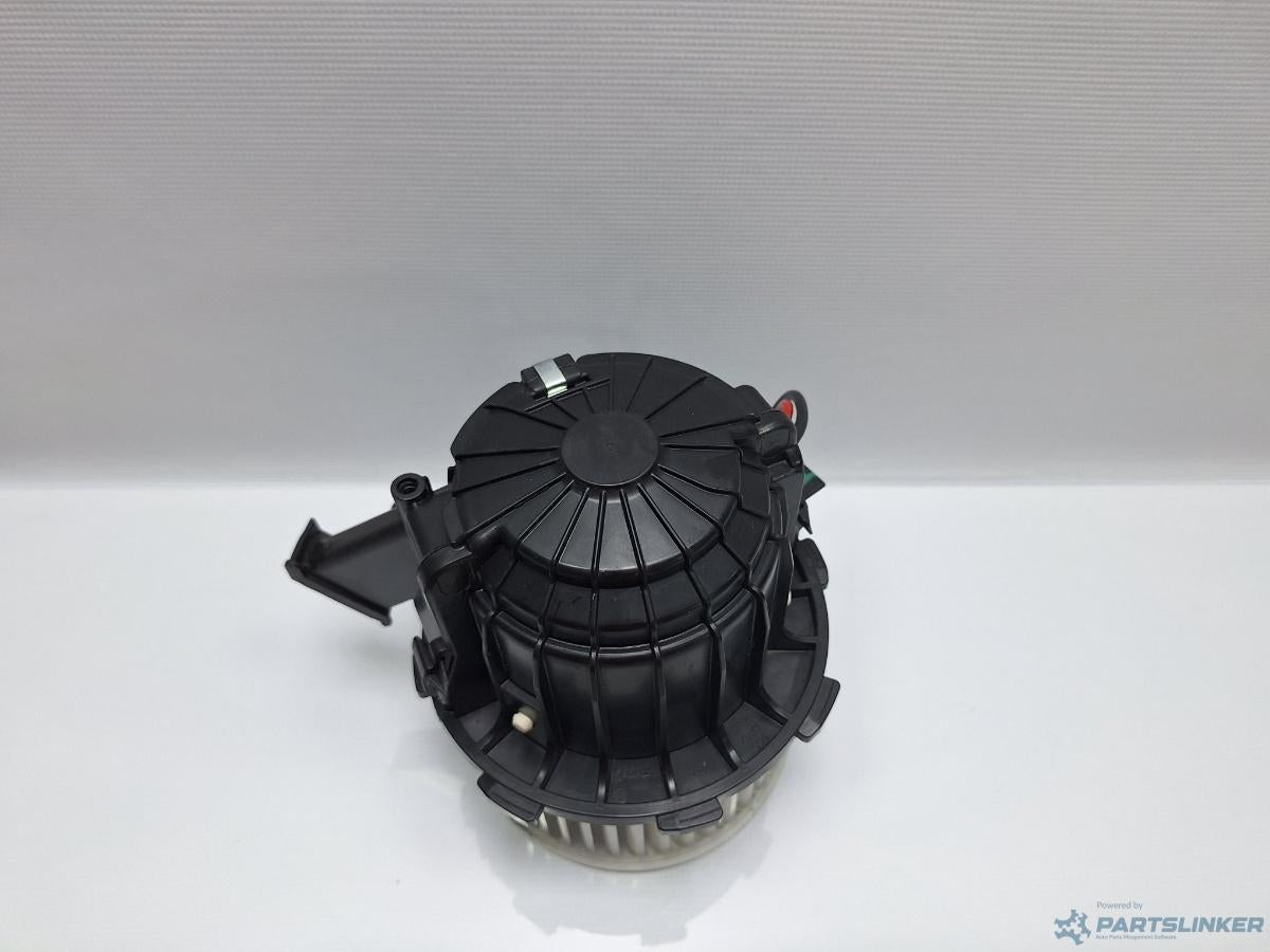 Motoras aeroterma AUDI A4 IV Avant (8K5, B8) [ 2007 - 2015 ] TDI (CJCD, CMFB, CSUA) 110KW|150HP OEM 8T1820021