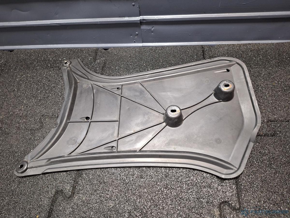 Scut locas roata de rezerva AUDI A4 IV Avant (8K5, B8) [ 2007 - 2015 ] TDI (CJCD, CMFB, CSUA) 110KW|150HP OEM 8K0825219