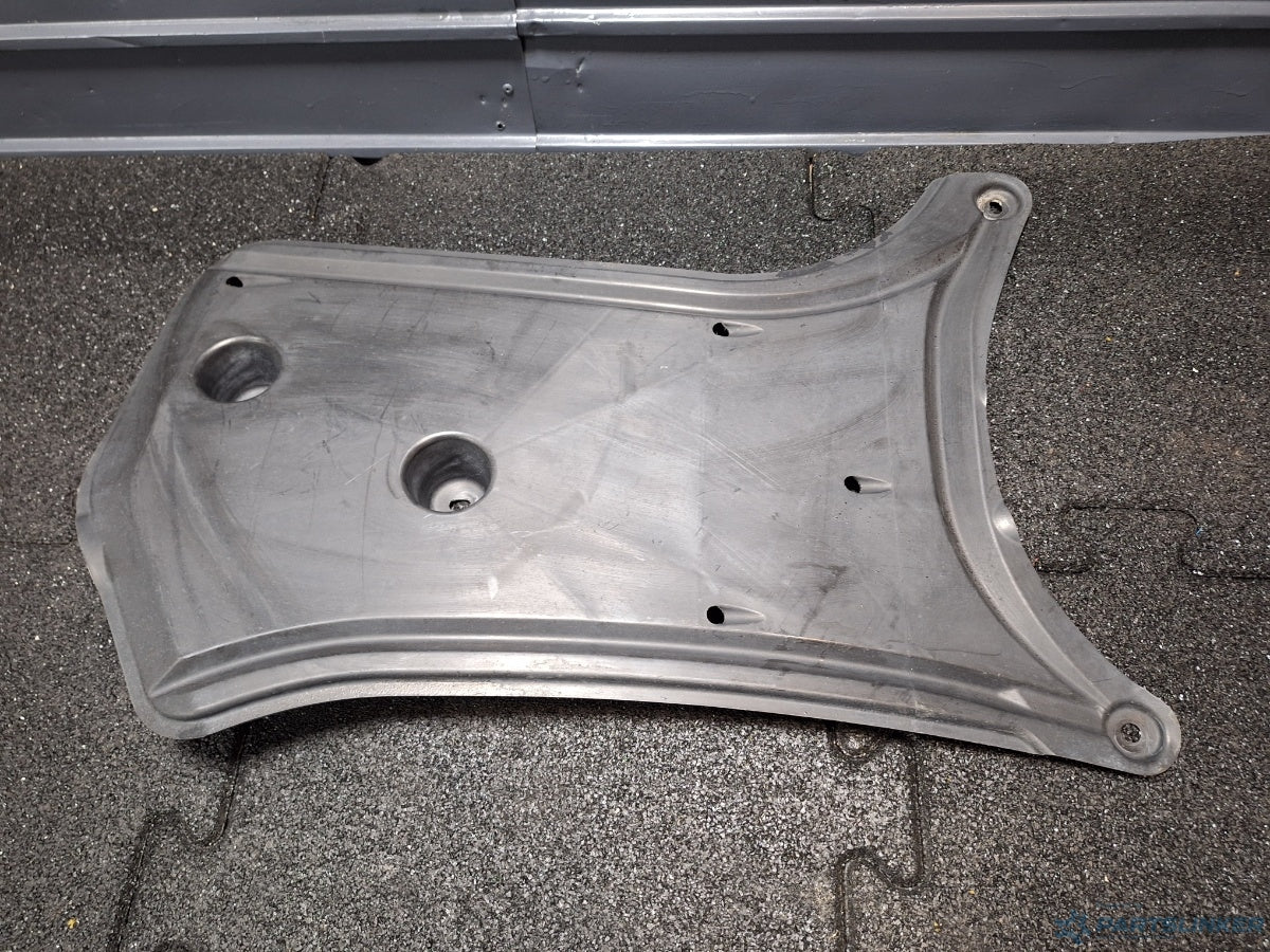 Scut locas roata de rezerva AUDI A4 IV Avant (8K5, B8) [ 2007 - 2015 ] TDI (CJCD, CMFB, CSUA) 110KW|150HP 8K0825219