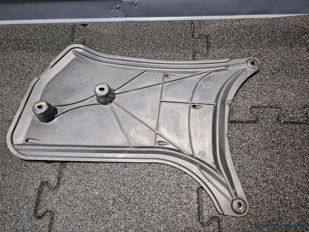 Scut locas roata de rezerva AUDI A4 IV Avant (8K5, B8) [ 2007 - 2015 ] TDI (CJCD, CMFB, CSUA) 110KW|150HP 8K0825219