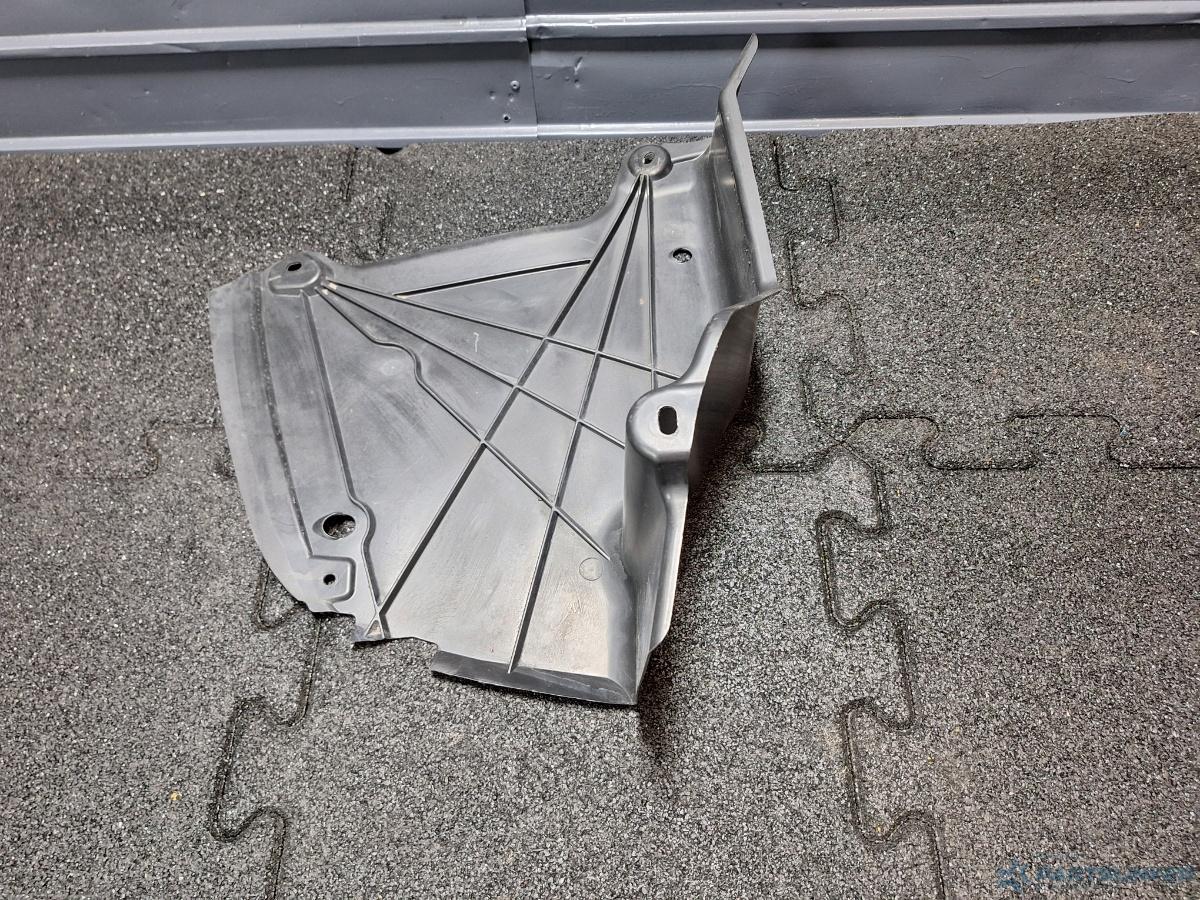 Scut locas roata rezerva AUDI A4 IV Avant (8K5, B8) [ 2007 - 2015 ] TDI (CJCD, CMFB, CSUA) 110KW|150HP OEM 8K0825219A