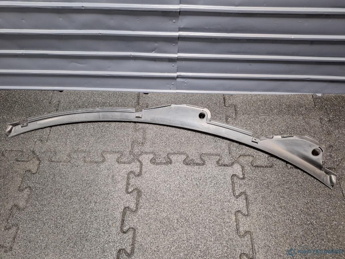 Grila stergatoare AUDI A4 IV Avant (8K5, B8) [ 2007 - 2015 ] TDI (CJCD, CMFB, CSUA) 110KW|150HP OEM 8K1819403