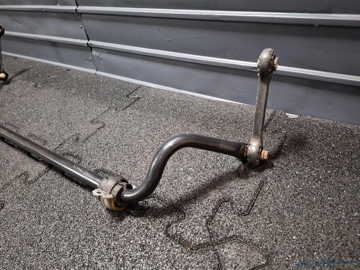 Bara stabilizatoare fata AUDI A4 IV Avant (8K5, B8) [ 2007 - 2015 ] TDI (CJCD, CMFB, CSUA) 110KW|150HP OEM 8K0411309K