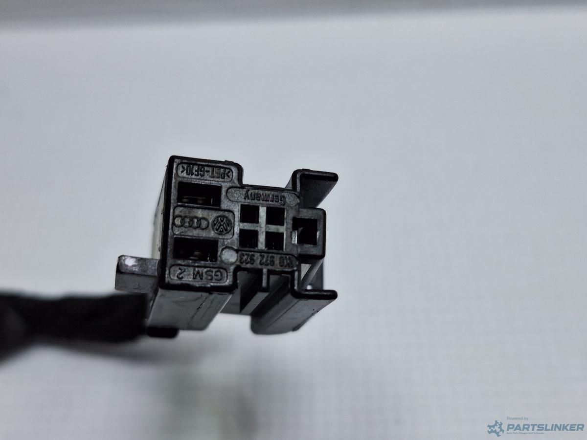 Mufa conector 2 pini AUDI A4 IV Avant (8K5, B8) [ 2007 - 2015 ] TDI (CJCD, CMFB, CSUA) 110KW|150HP OEM 1K0972923