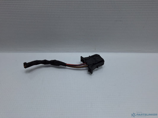 Mufa conector 2 pini AUDI A4 IV Avant (8K5, B8) [ 2007 - 2015 ] TDI (CJCD, CMFB, CSUA) 110KW|150HP 4B0971942