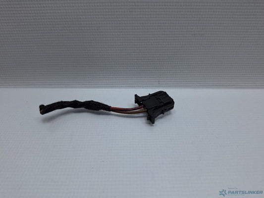 Mufa conector 2 pini AUDI A4 IV Avant (8K5, B8) [ 2007 - 2015 ] TDI (CJCD, CMFB, CSUA) 110KW|150HP OEM 4B0971942